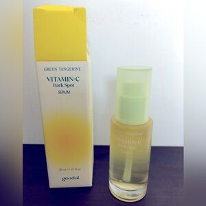 Goodal Green Tangerine Vitamin C Dark Care Spot Care Serum